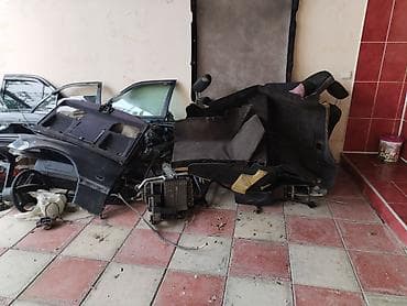 yan güzgü s: 98 ci ilin cesqa ya aid ehtiyat hisseleri — 1