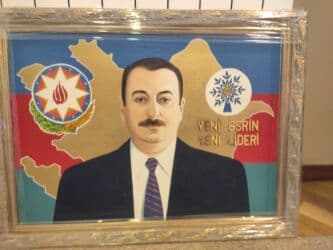 rəsm üçün boyalar, fırçalar: Ofis ucun portret — 2