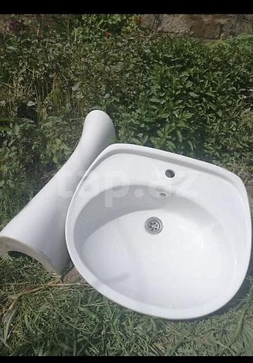 qelem seti: Ağ keramika piyada (pedestal) lavabosu dəsti - Material — 1