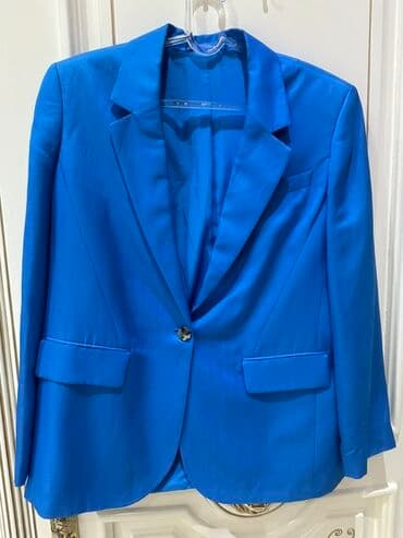 Parlaq elektrik-mavi rəngdə qadın blazer ceket. - Kəsim: klassik, tək