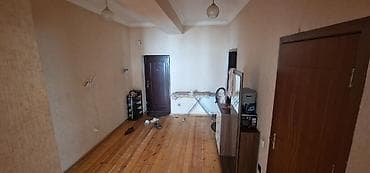 mingecevir is: Mənzil – geniş mətbəxli və uzun eyvanlı - Plan: işıqlı, iri mətbəx və — 8