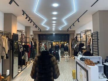 mingecevir obyekt: 28 may metrosunun yaxınlığında yol kənarı ticarət mərkəzinin içində — 4