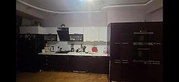 mebel islenmis: Mətbəx mebeli satılır 300 azn. olcu 6 metr.Penal hissesi 1.8 m qalan — 1