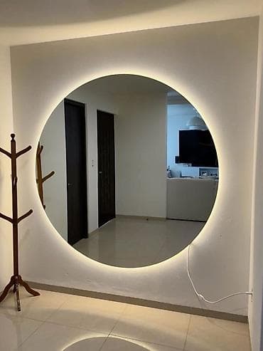 sade guzgu: Güzgü Divar üçün, Dairə, Dekorativ, Arxa işıqlı — 2