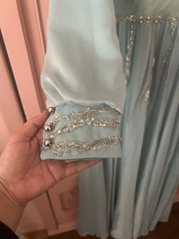 ziyafət paltarları 2022: Ikinci əldir — 4