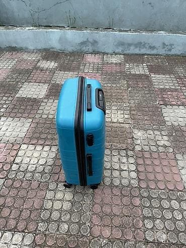 ucuz idman qidalari: Sərt korpuslu əl çamadanı – mavi rəng - Material: sərt polikarbonat — 2