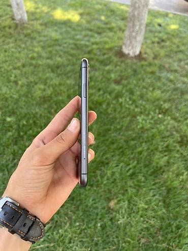 philips xenium 9@9h: IPhone 11, 128 GB, Qara, Face ID — 3