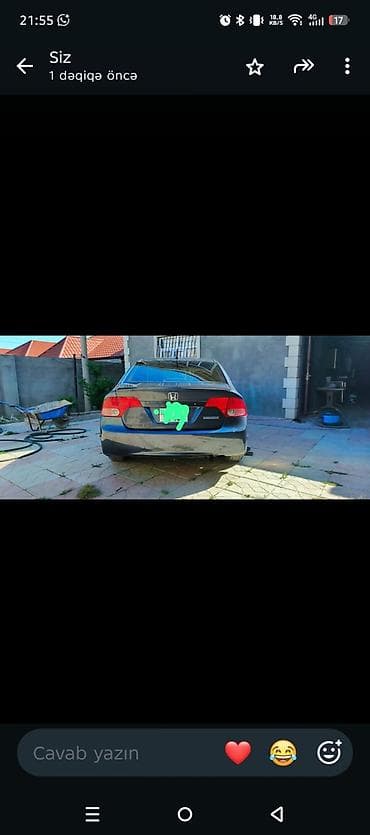 Honda Civic sedan – 8-ci nəsil (təxminən 2006-2011). Rəng: tünd — 2