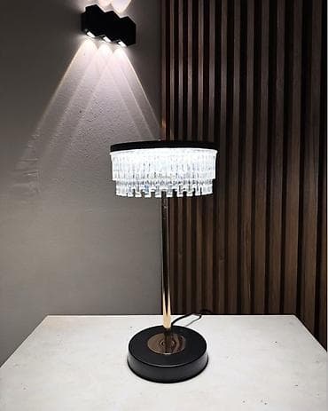 masa lampası: Kristal asqılı masa lampası - Dizayn: Yuxarı hissədə dairəvi metal — 2