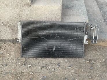 Системы охлаждения и нагревания: Avtomobil radiatoru, mühərrikin soyutma sisteminin əsas hissəsidir. Bu — 2