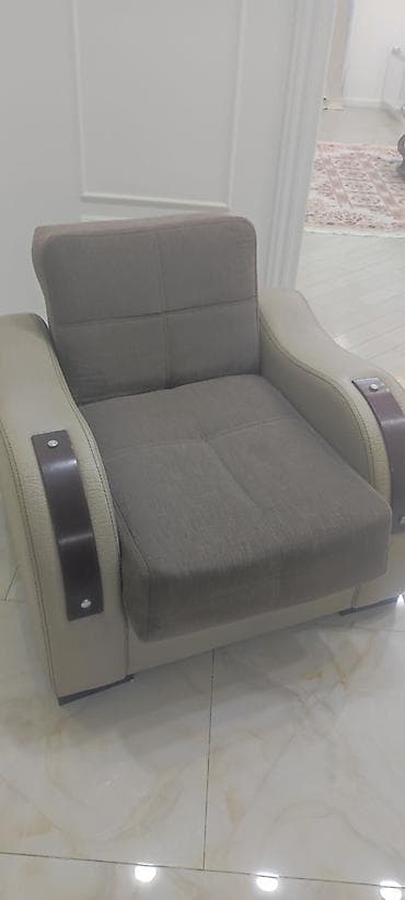 İşlənmiş, Di̇van-kravat, 2 kreslo, Bazalı, Açılan