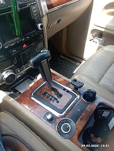 volkswagen touareg ii: Volkswagen Touareg: 3.2 л | 2006 г. Универсал — 6