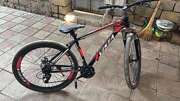 Elektrik velosipedlər: 4 Velosiped 120 AZN 2 si işlək (1 skarsnoy digeri sade) diger ikisi — 1