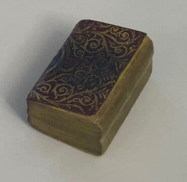 Miniatür Qurani Kərimkitabı - Format: cib ölçülü, çox kiçik (təxminən