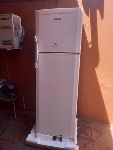 islenmis soyducular: İşlənmiş 2 qapılı Beko Soyuducu Satılır, rəng - Ağ, Təkərli — 2