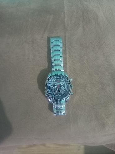 klassik saatlar: Saat Rusiyadan gəlib işləkdir heç bir problemi yoxdur mənə hədiyyə — 1