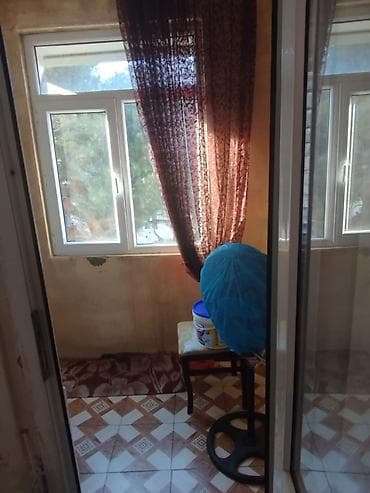 gence kiraye menzil: Bakı, Əmircan qəs., 1 otaqlı, Köhnə tikili, m. Qara Qarayev, 40 kv. m — 7