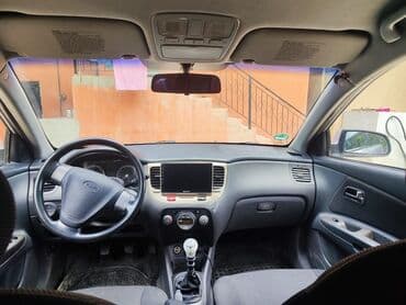 lada kalina 2011: Kia Rio hatchback elimyandi 8200 son - Korpus: 5 qapılı hatchback — 8