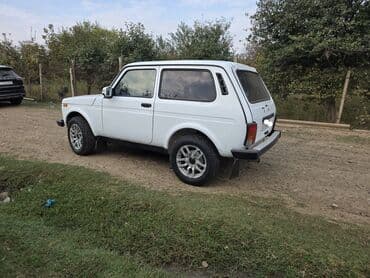 nivalar: ВАЗ (ЛАДА) 4x4 Нива: 1.7 л | 2017 г. 95000 км Внедорожник — 7