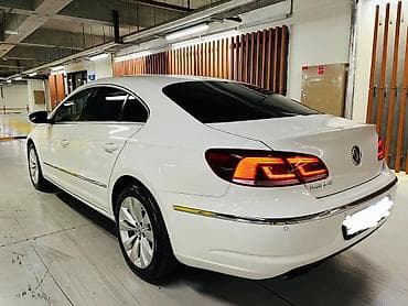 bmw 525 d: Volkswagen Passat CC: 1.8 l | 2013 il Sedan — 5