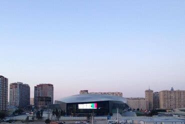 hezi aslanov evler: Nərimanovda, Heydər Əliyev Mərkəzində, Konfrans zalının yaxınlığında — 15