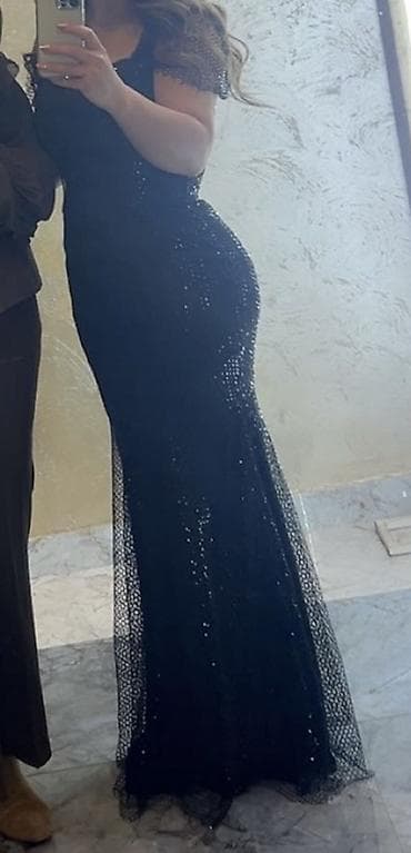 atlas kofta: Qara rəngli gecə/libas – uzun, balıq kəsim - Rəng: Dərin qara - — 1