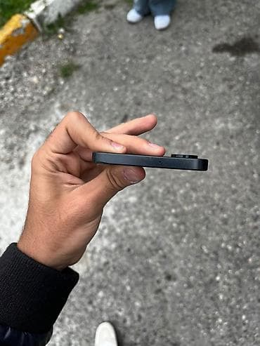 Samsung Galaxy A17, 128 GB, rəng - Qara, Qırıq — 6