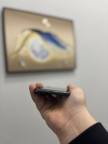 iphone 7 ikinci əl: IPhone 8, 64 GB, Qara, Barmaq izi — 5