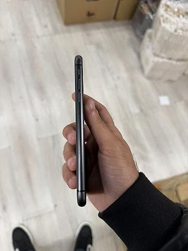 iphone telefonları: IPhone 11, 64 GB, Qara, Zəmanət — 4