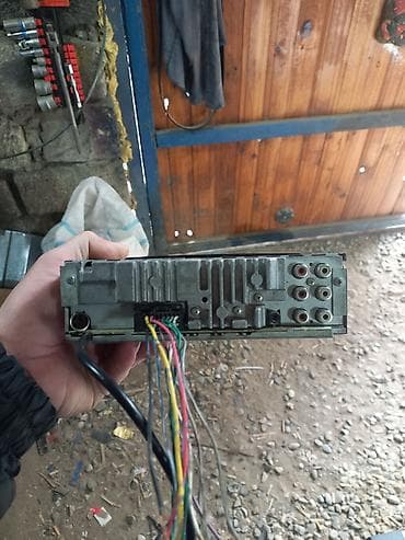 Maqnitofonlar: Maqnitol, Pioneer, AUX — 3