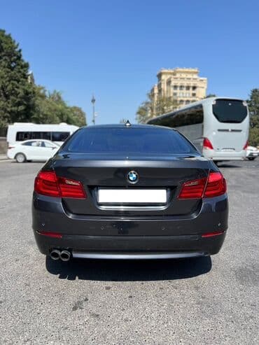 bmw 5 серия 525xi at: BMW 5 series: 2 л | 2011 г. Седан — 7