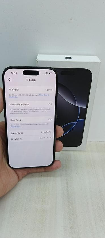 irsad iphone 11 pro: IPhone 16 Pro, 128 GB, Qara, Face ID — 3