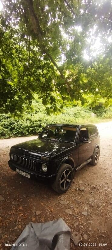 сколько стоит мопед: VAZ (LADA) 4x4 Niva: 1.7 l | 2013 il 256000 km Ofrouder/SUV — 2