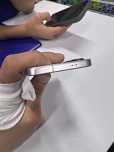 rayonlarda simsiz internet: Samsung Galaxy S24, 256 GB, rəng - Ağ, İki sim kartlı — 4