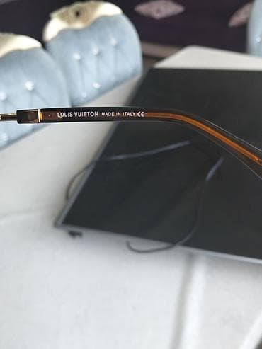uşaq satları: Gün eynəyi, Louis Vuitton, İşlənmiş — 3