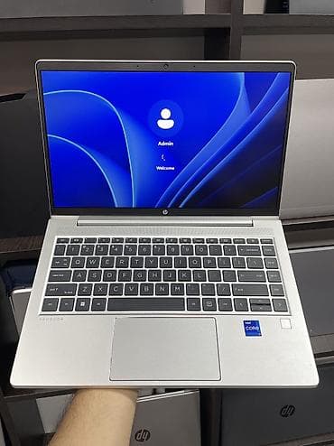 probook: HP ProBook, 14 ", Intel Core i7, 256 GB — 1