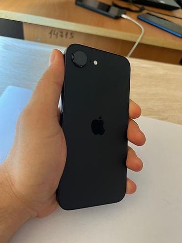a 13 telefon: IPhone 16e, 128 GB, Qara, Zəmanət, Face ID — 1
