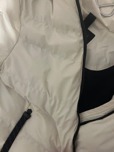 qadin ucun jaketler: Puxovik kurtka, New Yorker, S — 1