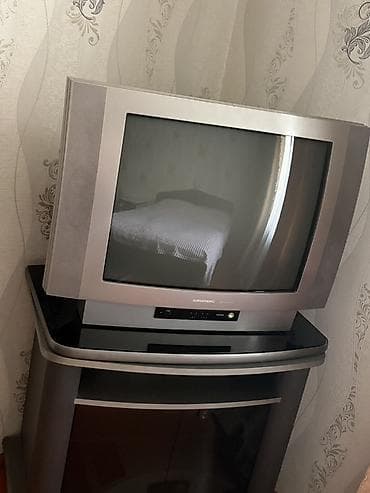 Televizorlar: Grundig Elegance kineskop televizor + TV stendi və DVD oxuducu Məhsul — 1