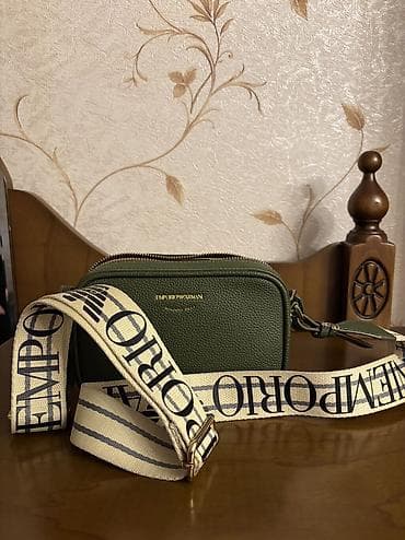 Ювелирные изделия: Сумка на плечо, Emporio Armani — 1