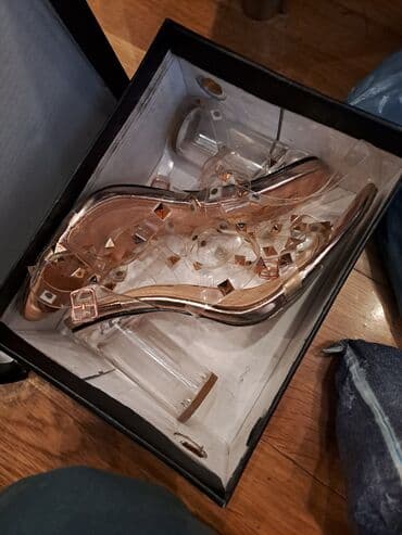 Ölçü: 37, İşlənmiş lalafo.az -da Ölçü: 37, İşlənmiş