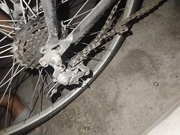 velosiped: Şəhər tipli velosiped - Çərçivə: yüngül metall, klassik şəhər — 1