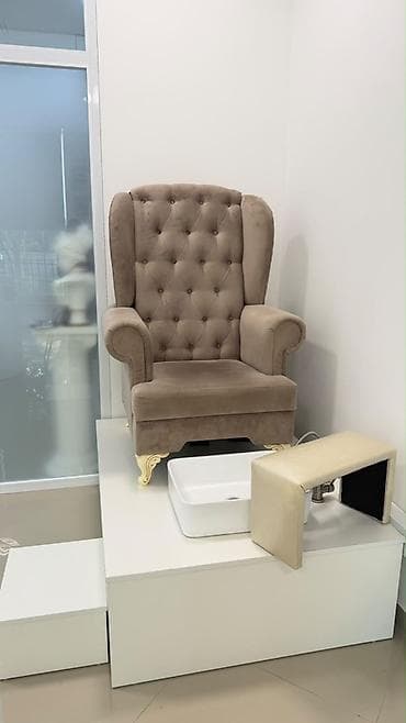 Салонная, медицинская мебель: Pedikür üçün salon komplekti - Yüksək arxalı, düyməli kapitone — 1