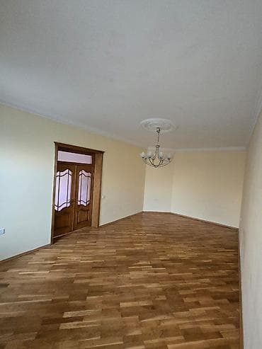 Kiraye ev_binəqədide varoviskide iron otele yaxin 6 otaq ev 1400 — 8