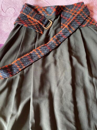 Baş geyimləri: Cox zovqlu gozel etekdir. Tezedir. etiketi ustunde. Geyinilmeyib. 80 — 3