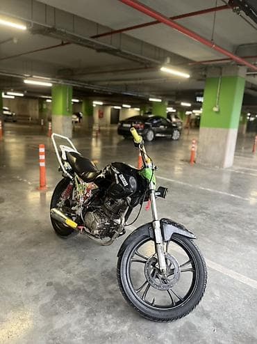 Hec bir problemnen soz gede bilmez matoru teze yigilib bos bos adamlar