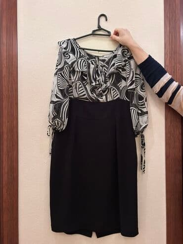 salvar ustu uzun koftalar: Qadın paltarı – iki rəngli dizayn - Üst hissə: qara-ağ qrafik naxışlı — 1