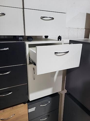 panda geyimi: Ofis/ev üçün çekmecəli tumbalar – müxtəlif rəng və konfiqurasiyalarda — 7