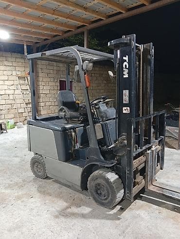 Транспорт: TCM elektrik forklift avtokar elektrokar, yük götürmə qabiliyyəti 2.5 — 3