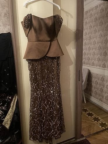 koja donlar: Qəhvəyi rəngdə ziyafət geyimi - Model: Peplum üstlü, ətəyi payetlərlə — 2